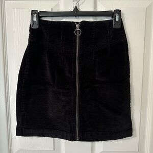 NWOT Tinseltown Black Corduroy Pencil Skirt with Front Zipper